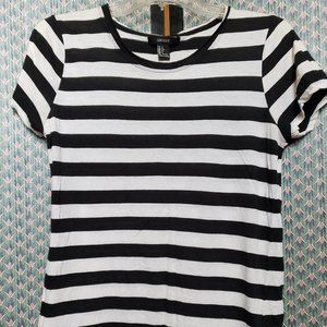 Forever 21 Black & White Striped shirt